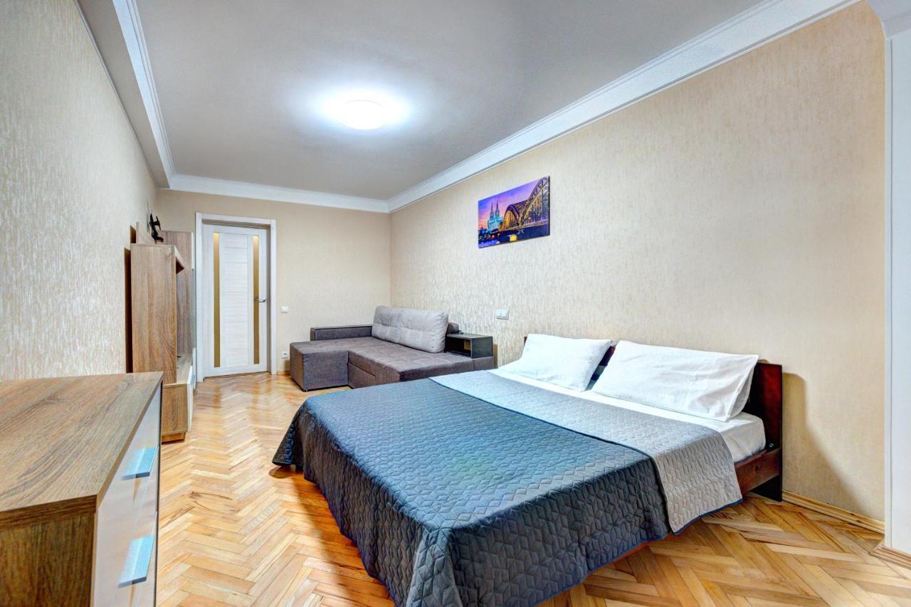 Apartments Near Ocean Plaza Druzhby Narodov Boulevard 8A Kiev Extérieur photo
