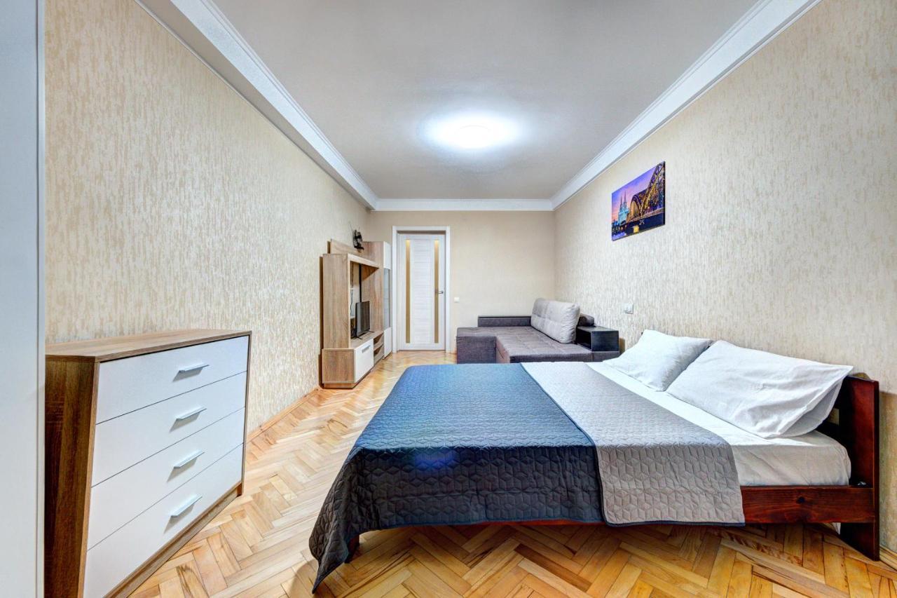 Apartments Near Ocean Plaza Druzhby Narodov Boulevard 8A Kiev Extérieur photo