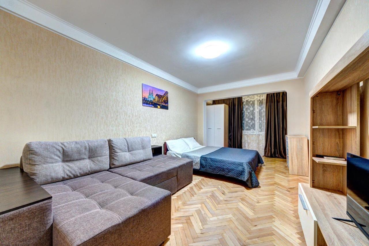 Apartments Near Ocean Plaza Druzhby Narodov Boulevard 8A Kiev Extérieur photo