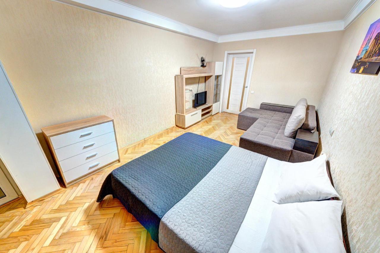 Apartments Near Ocean Plaza Druzhby Narodov Boulevard 8A Kiev Extérieur photo