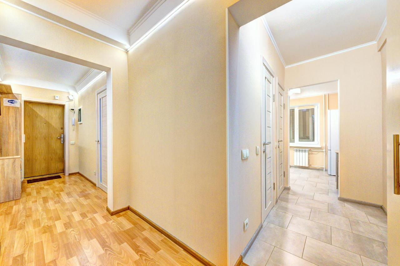 Apartments Near Ocean Plaza Druzhby Narodov Boulevard 8A Kiev Extérieur photo